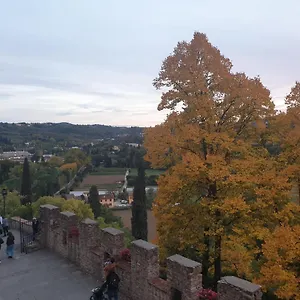  Apartamento Elegante E Spazioso Bilocale In Zona Certosa